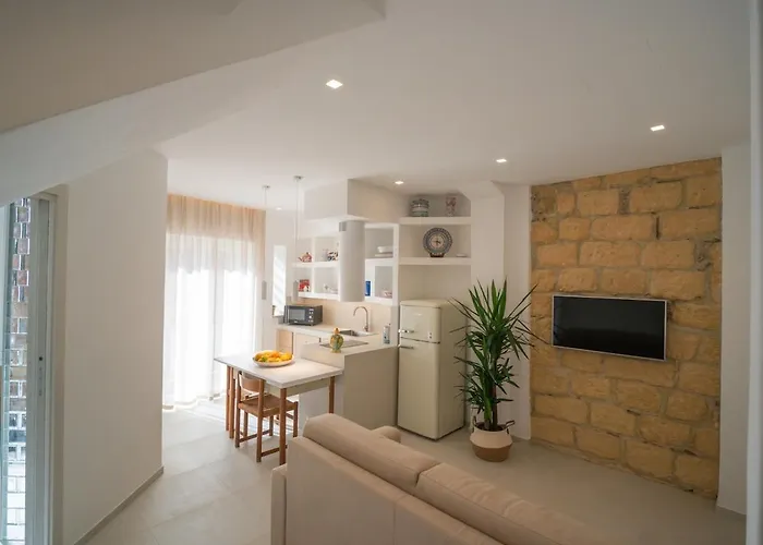 דירה Daira 103 *