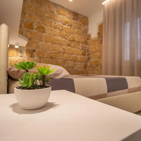 Daira 103 Luxury Sulle Mura Di Διαμέρισμα *